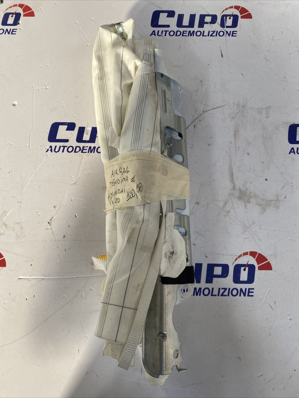Airbag Laterale A Tendina Lato Destro Hyundai Ix20 - F&P CRASH SRLS - Ricambi Usati