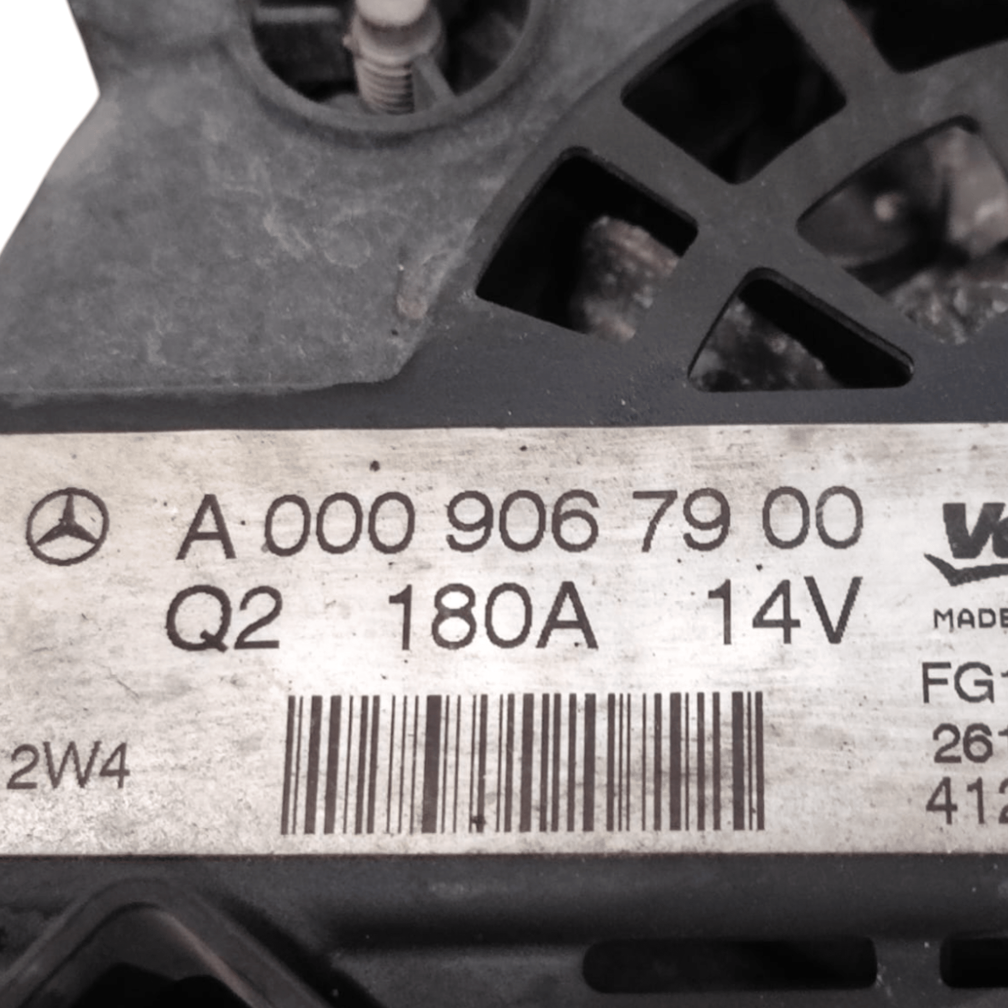 Alternatore Mercedes Classe E W212 2.2 Diesel COD: A0009067900 (2009 - 2016) - F&P CRASH SRLS - Ricambi Usati