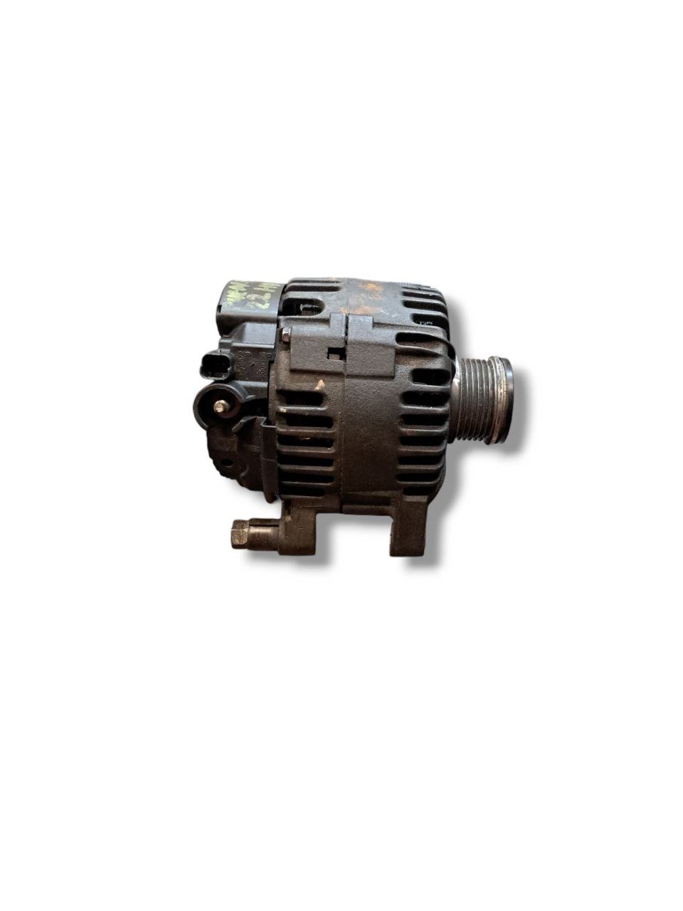 Alternatore Peugeot 206 / 207 / 307 / C3 1.6 diesel (2006 - 2016) cod.9646321780 - F&P CRASH SRLS - Ricambi Usati