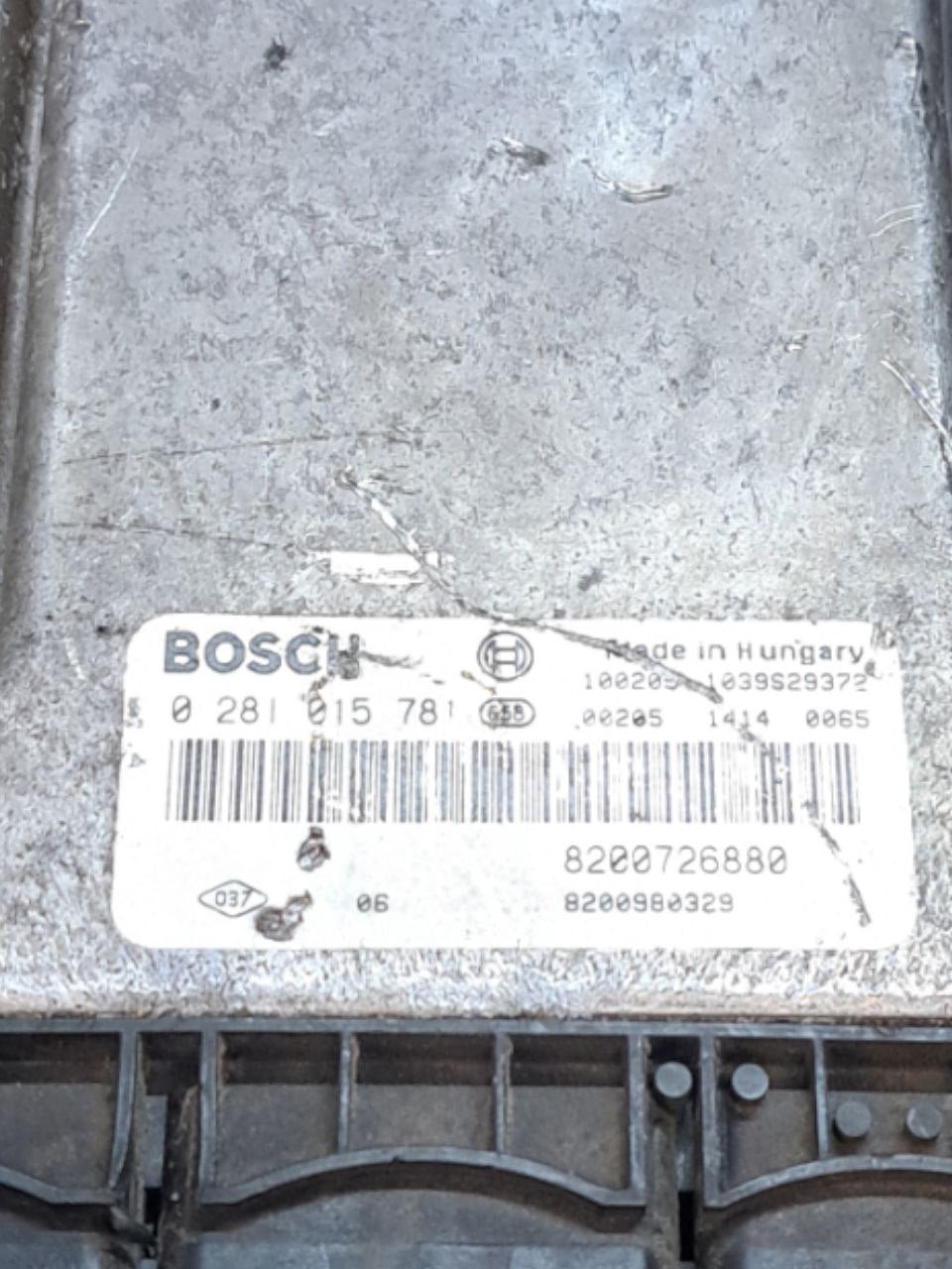 Centralina ECU Motore Renault Laguna 2.0 dci ( 2006 ) COD:0281015781 - F&P CRASH SRLS - Ricambi Usati