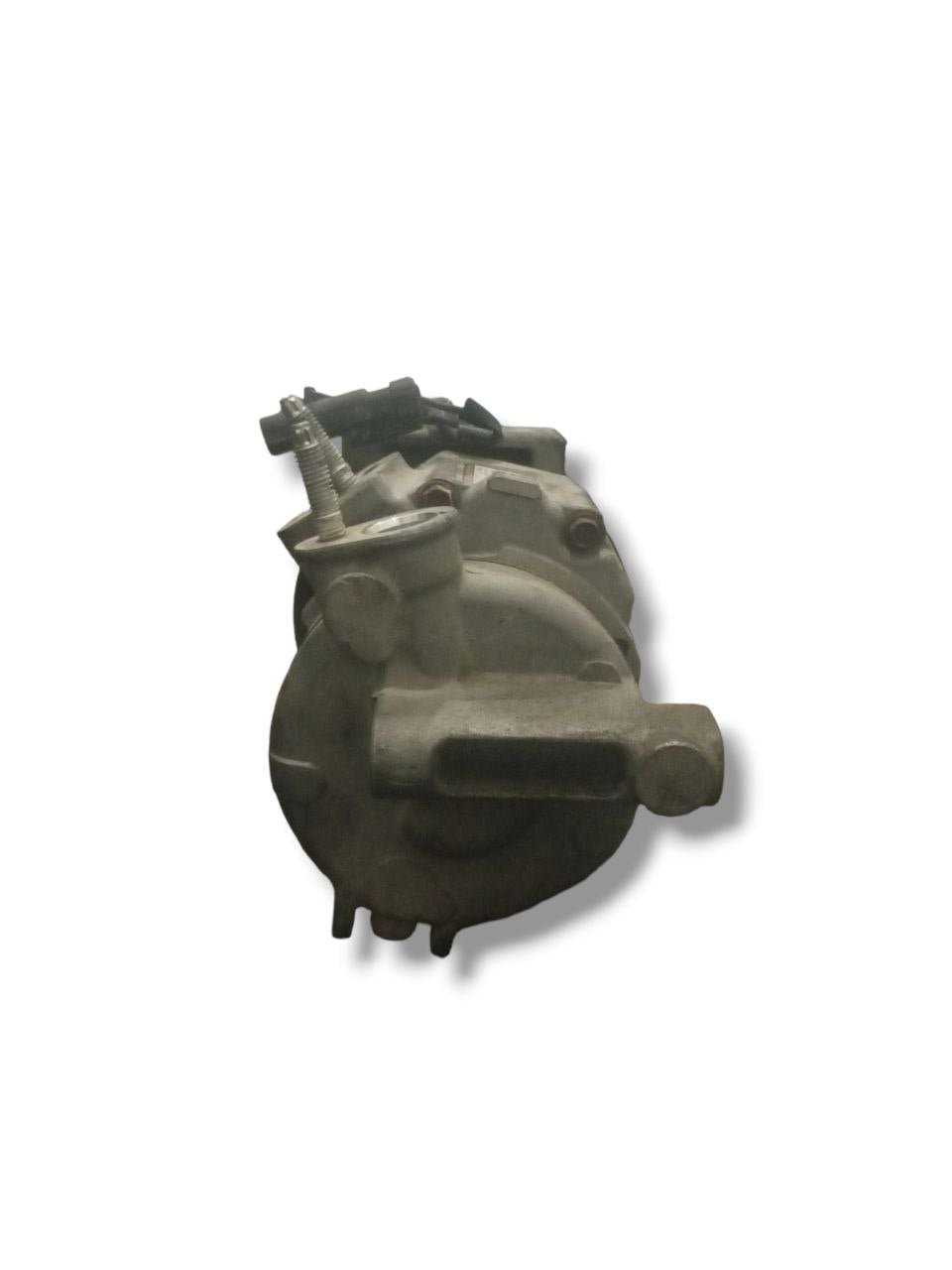 Compressore aria condizionata Jeep Grand Cherokee 3.0d (2015) cod: MC4472808180 - F&P CRASH SRLS - Ricambi Usati