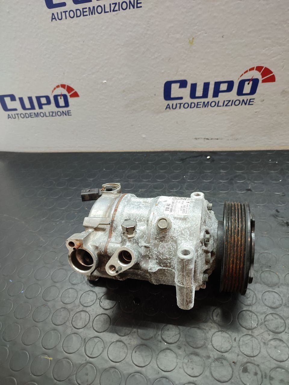 Compressore clima a/c Volkswagen Polo 1.2 tsi cod 5q0820803g - F&P CRASH SRLS - Ricambi Usati