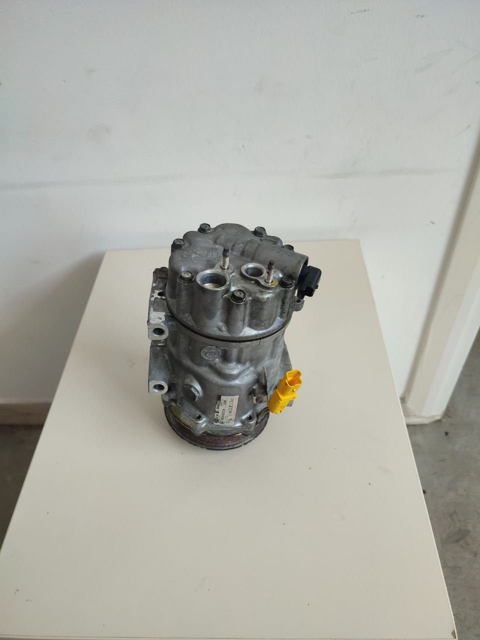 Compressore clima Citroen C4 2.0 hdi cod 9651911380 - F&P CRASH SRLS - Ricambi Usati