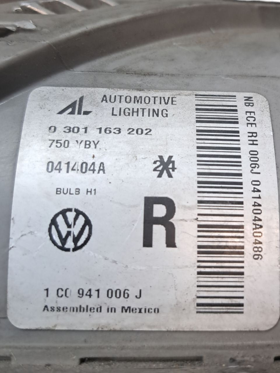 Faro fanale anteriore destro Alogeno Volkswagen New Beetle (2004) COD:0301163202 - F&P CRASH SRLS - Ricambi Usati