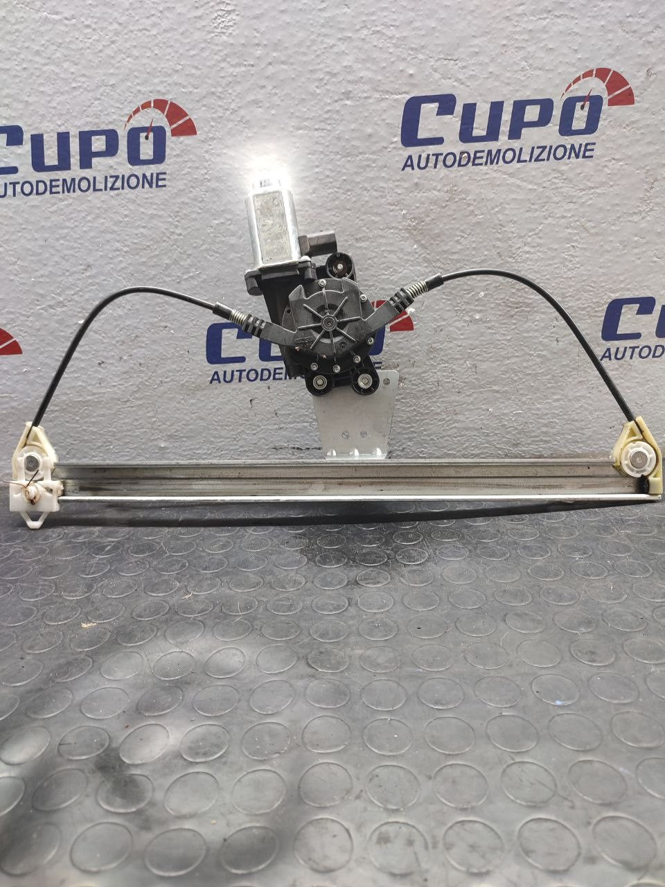 Motorino Elettrico Alzavetri Anteriore Sinistro FIAT DOBLO' (00'-22') Cod:020724 - F&P CRASH SRLS - Ricambi Usati