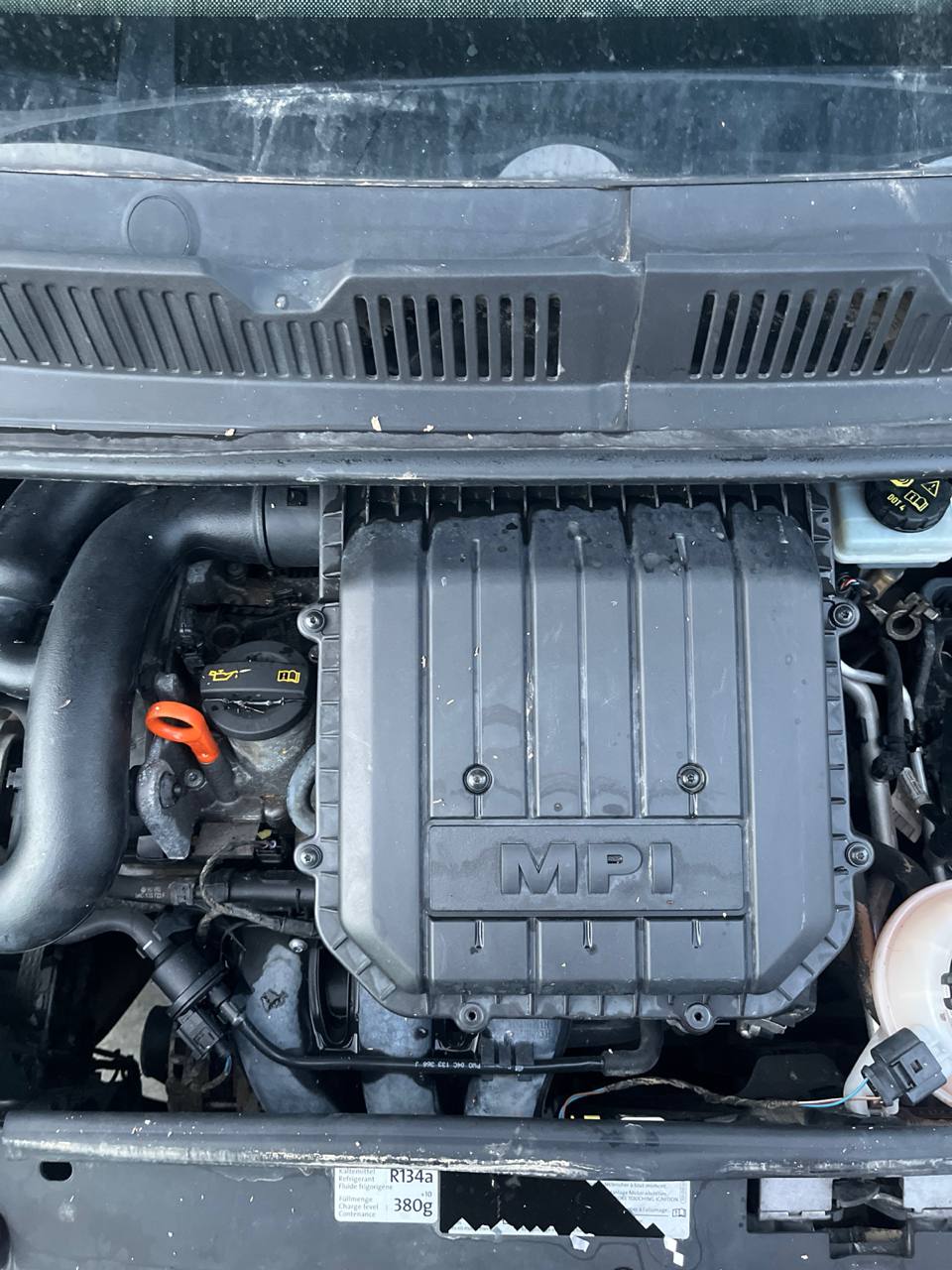 Volkswagen Up Engine (2017) 1.0 gasolina 55kW 75cv COD: Chy