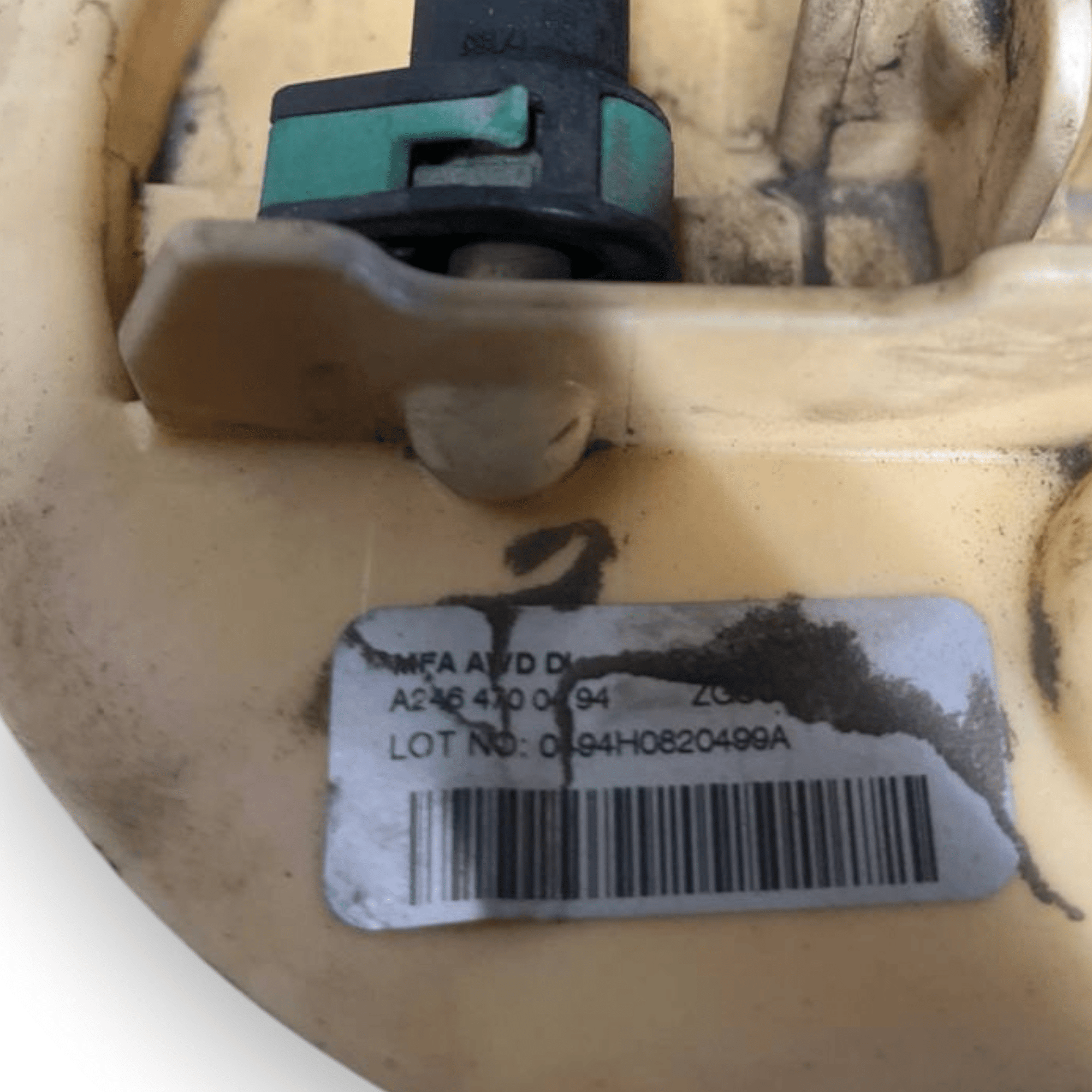 Pompa Carburante / Galleggiante Mercedes - Benz Gla X156 2.2 Diesel (2013 al 2019) cod: A2464700494 - F&P CRASH SRLS - Ricambi Usati