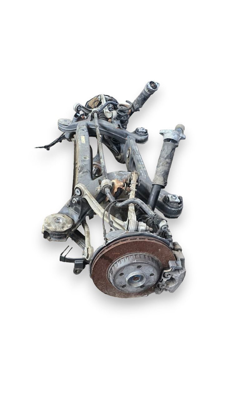 Ponte / Assale Posteriore Mercedes - Benz Classe C w205 Cod : 2053503613 2.0 Diesel (2014 - 2021) - F&P CRASH SRLS - Ricambi Usati