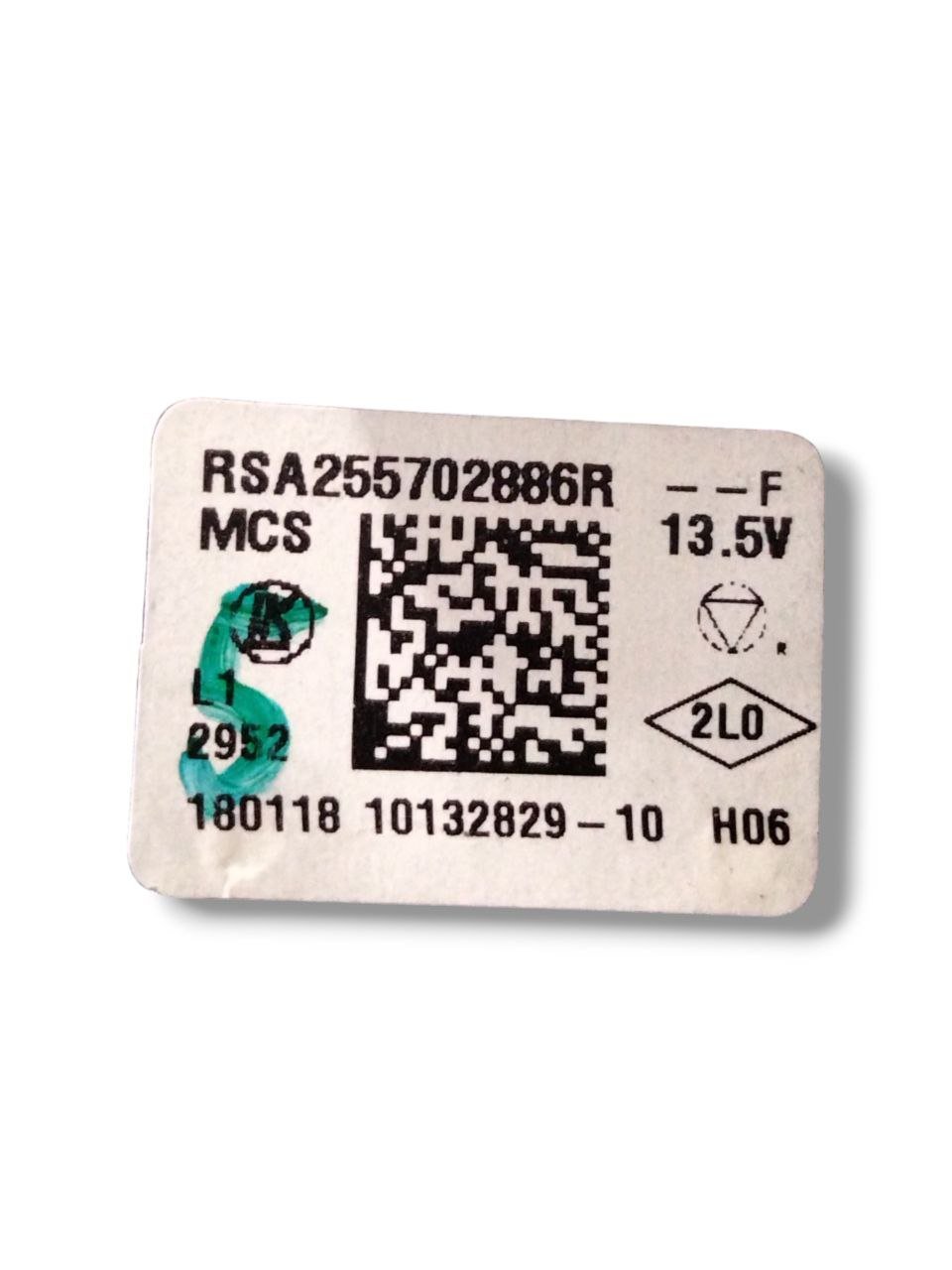 Pulsantiera alzavetro anteriore sinistra Renault Captur (2013 - 2019)cod.255702886R - 254118722R - 254113300R - F&P CRASH SRLS - Ricambi Usati