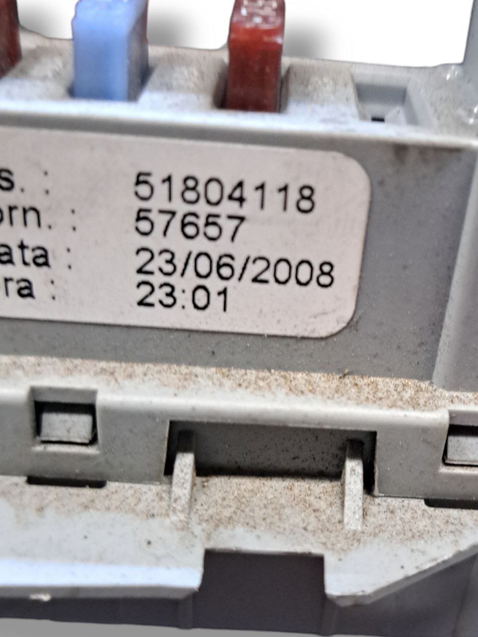 Scatola Fusibili / Centralina Portafusibili Fiat Croma 1.9 Diesel (2007 - 2010) COD:51804118 - F&P CRASH SRLS - Ricambi Usati