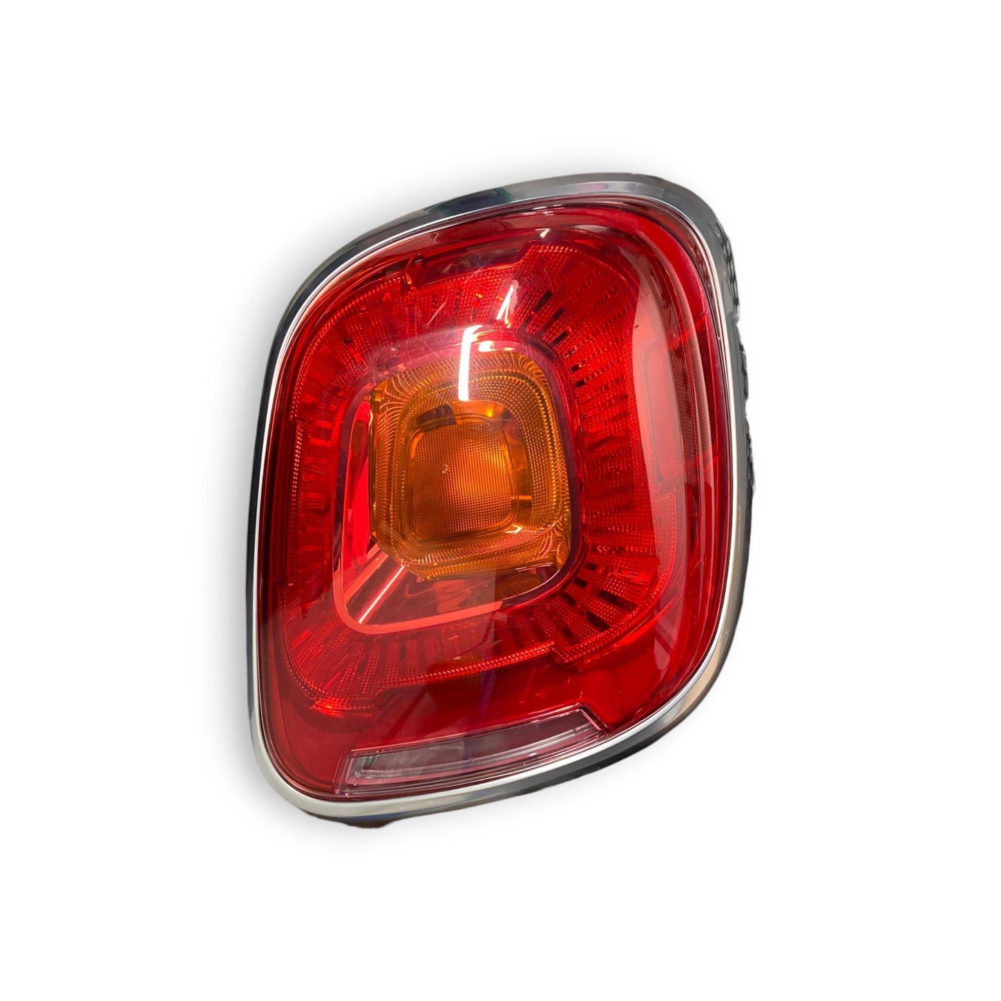 Stop / fanale posteriore destro (dx) Fiat 500 X (2014 - ) Cod: 52022739 - F&P CRASH SRLS - Ricambi Usati