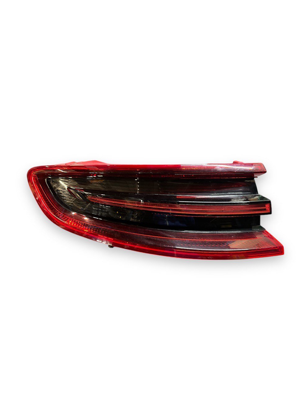 Stop / Fanale posteriore esterno sinistro led Porsche Macan (2013>) cod.95B945095D - F&P CRASH SRLS - Ricambi Usati