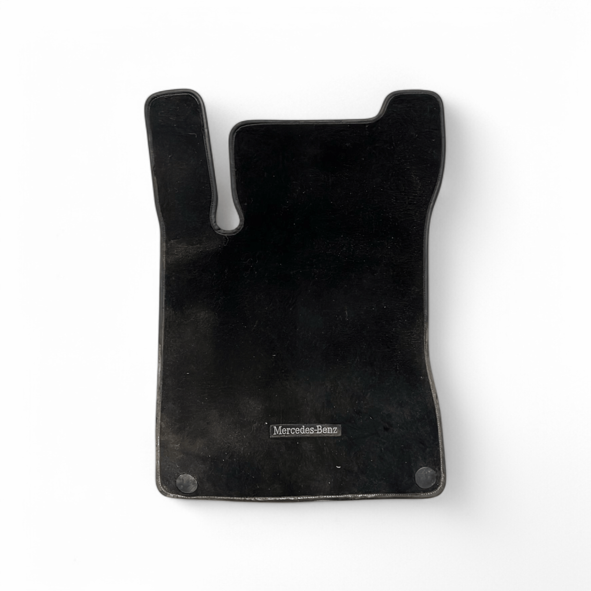 Tappeto / tappetino anteriore sinistro Mercedes CLA X117 / W117 cod.A1776805300 (2013 - 2019) - F&P CRASH SRLS - Ricambi Usati