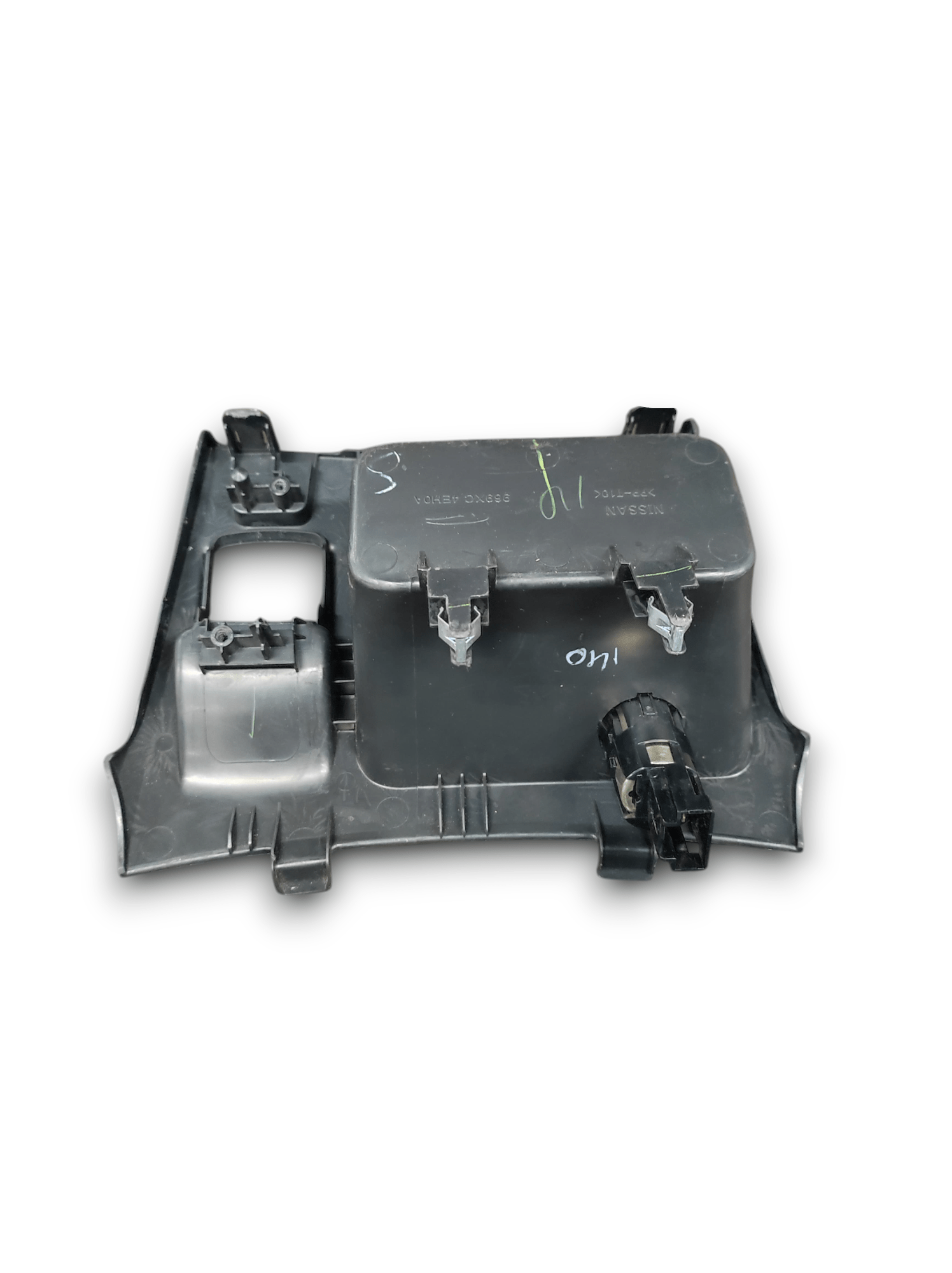 Vano Portaoggetti Nissan Qashqai J11 COD:969XC4EH0A (2014 - 2021) + Presa 12V - F&P CRASH SRLS - Ricambi Usati